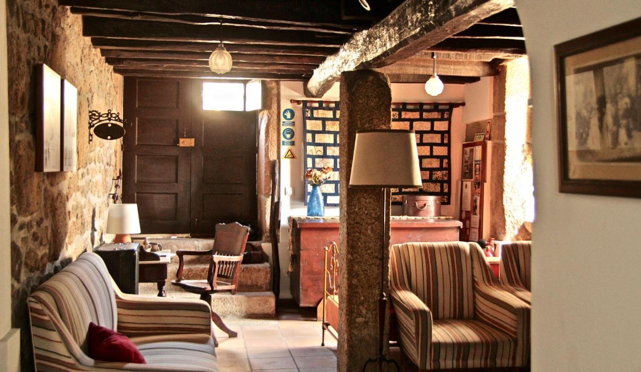 Casa Do Balcao Guest House Alcains Ngoại thất bức ảnh